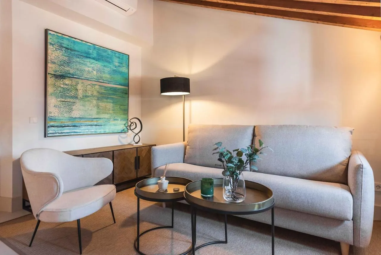 Superb Mediterranean Attic In The Heart Of Malaga By Rems Apartment